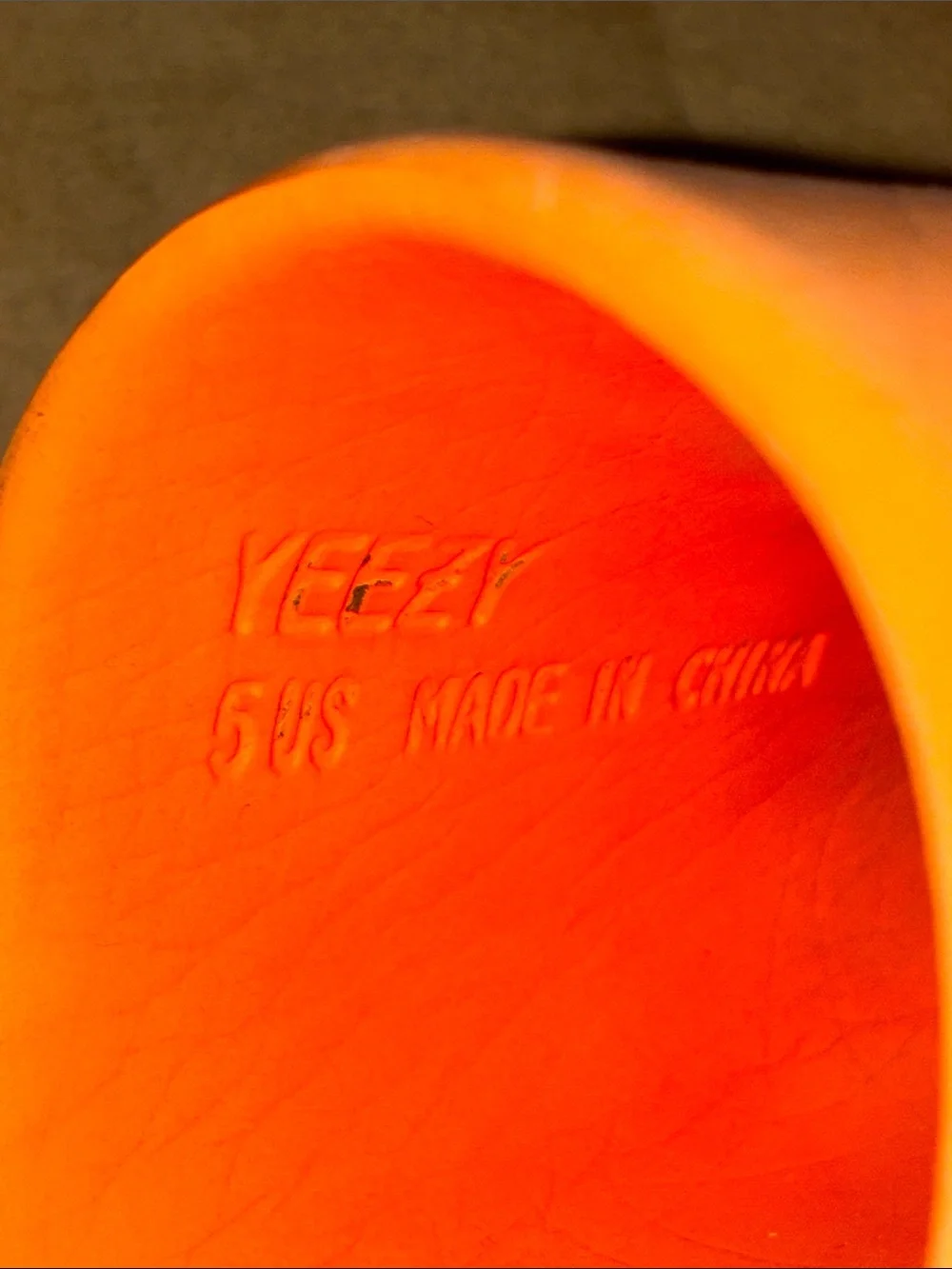 adidas Yeezy Slides Orange Sherbet size 5 US